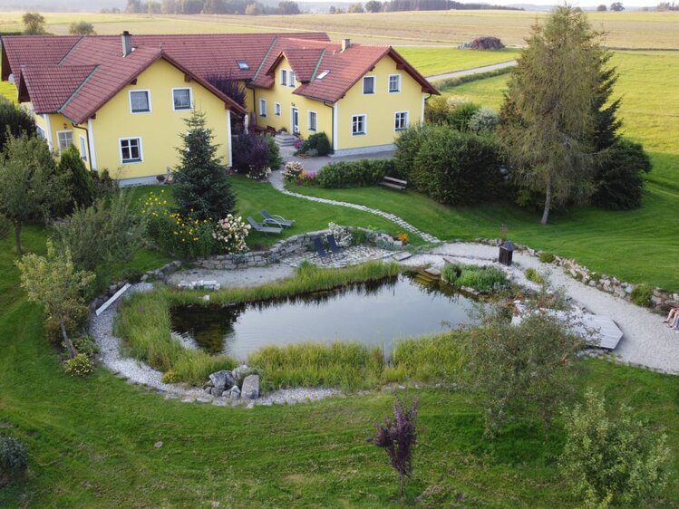 Hausansicht Pension Kibitzhof | © Petra Fraißl