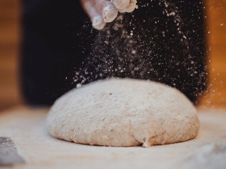 Bauernbrot Zubereitung | © Footprints Fotografie // cookingCatrin