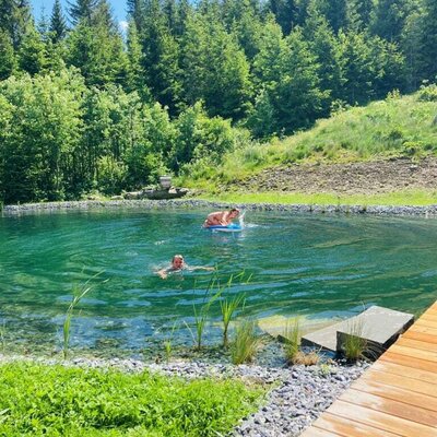 Ferienhäuser Gruber-List - Ferienhaus Orthof - Kinder im Teich