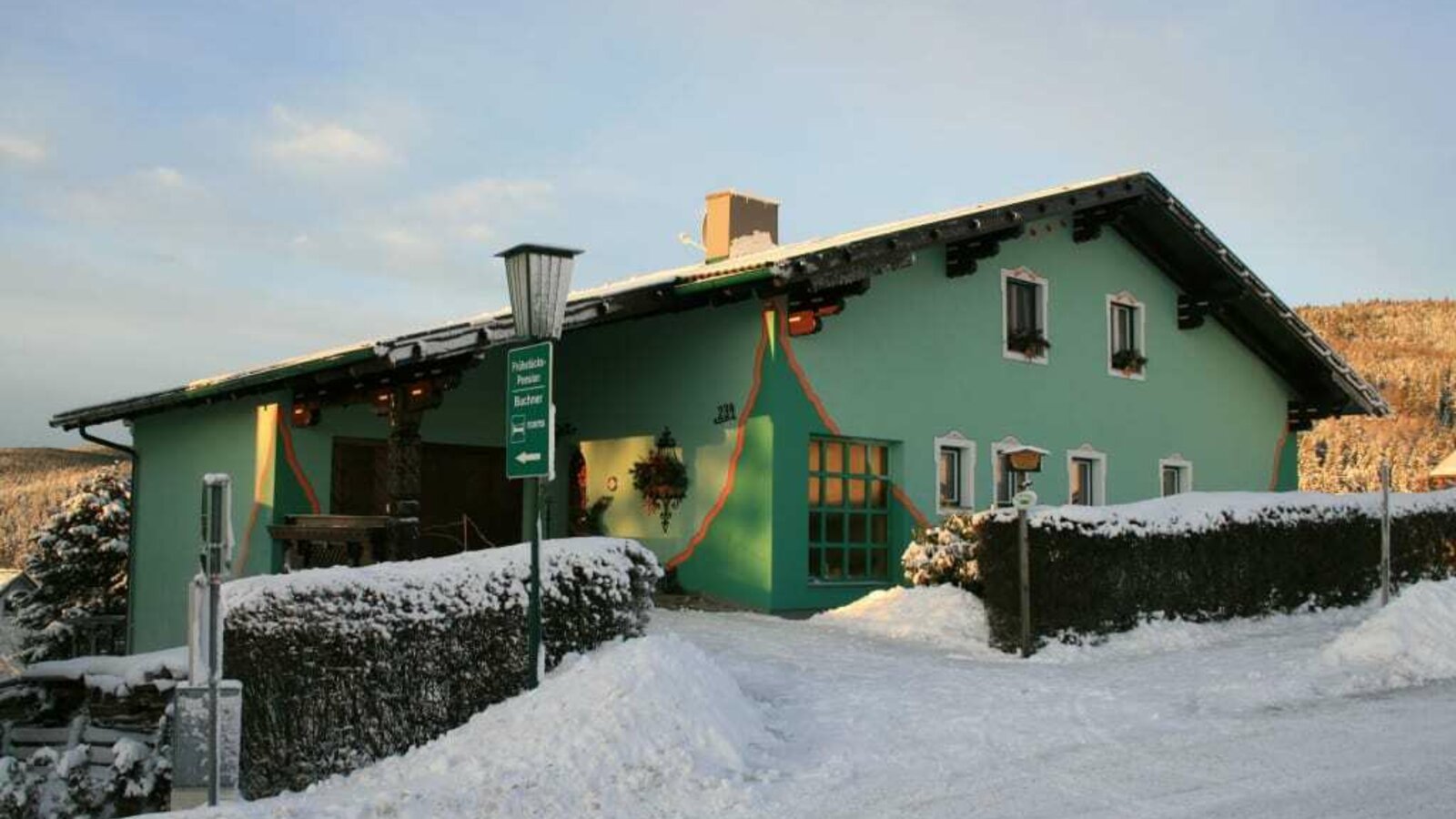 Hausansicht Winter